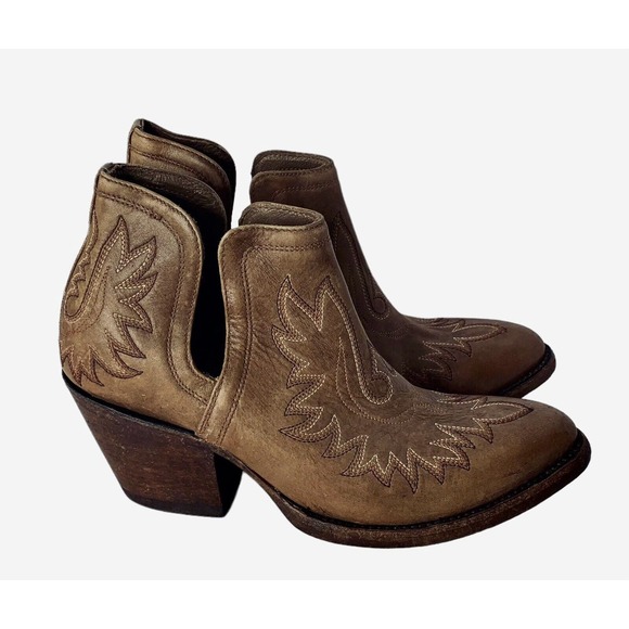 Ariat Shoes - Ariat Dixon Distressed Western Booties Womens Size 11B Tan Embroidered $199